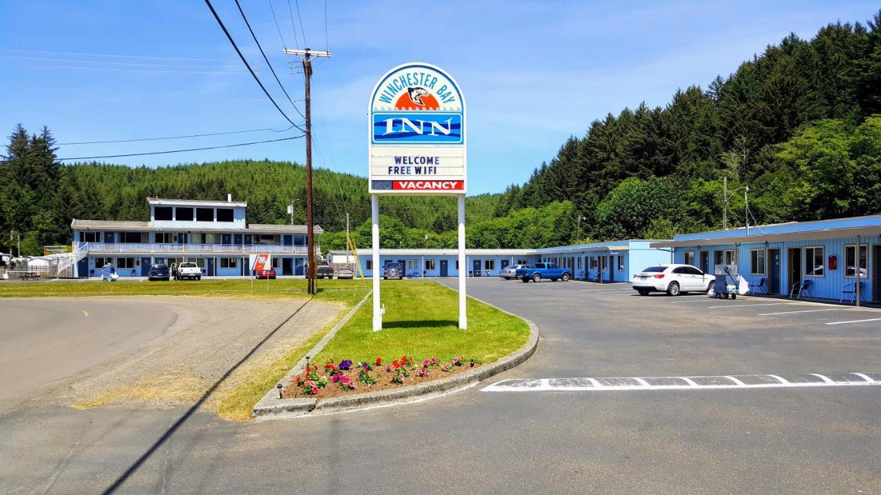 Winchester Bay Inn Reedsport Bagian luar foto